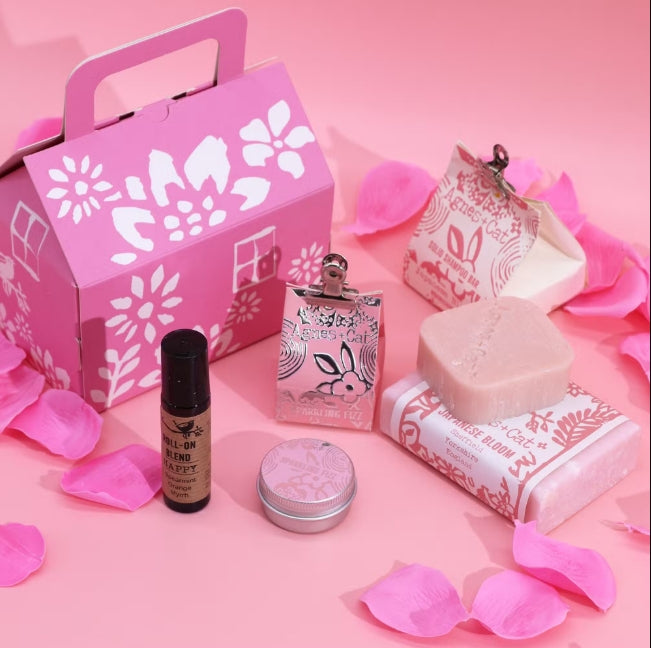 Agnes & Cat Wellness Gift Set